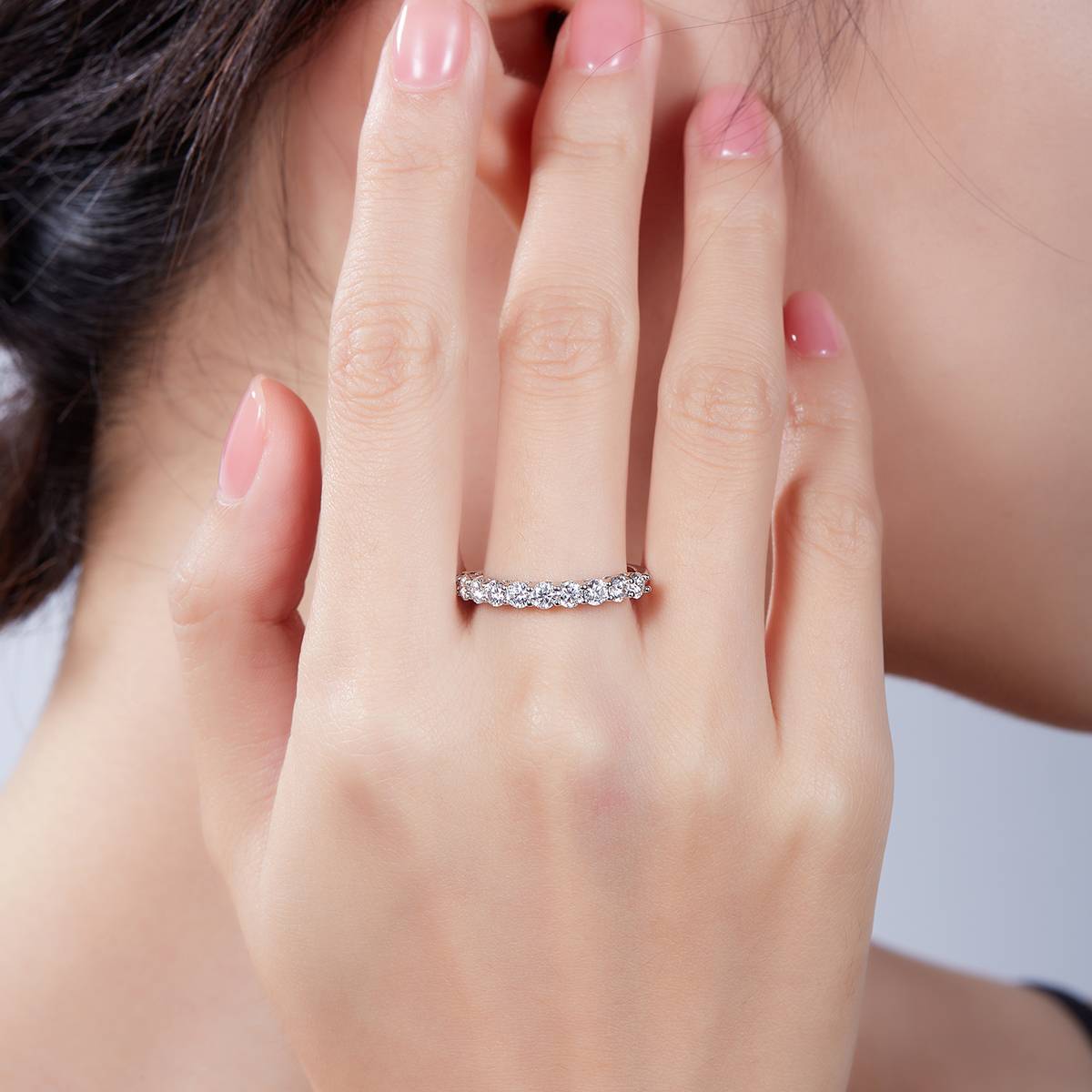 Round Ring S925 Silver Plated Platinum Moissanite Women's Ring 1.0 Carat D-Class